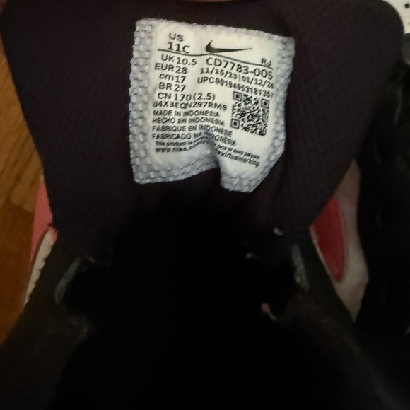 Nike Court Black and Pink Mid top Sneakers with Velcro closure - Picture 13 of 13